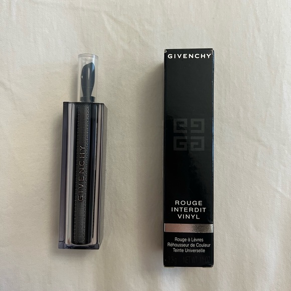 Brand New GIVENCHY Rouge Interdit Vinyl Lipstick - Picture 9 of 11